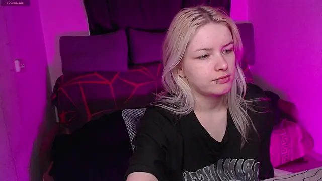 CherryNight6's Live XXX Chat