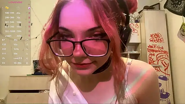 RedHeadCat webcam show