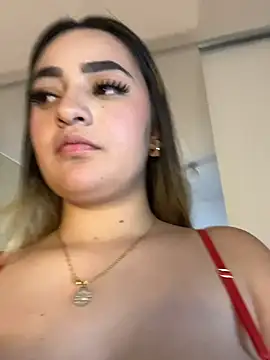 Antonella_Julieta Pertunjukan Webcam