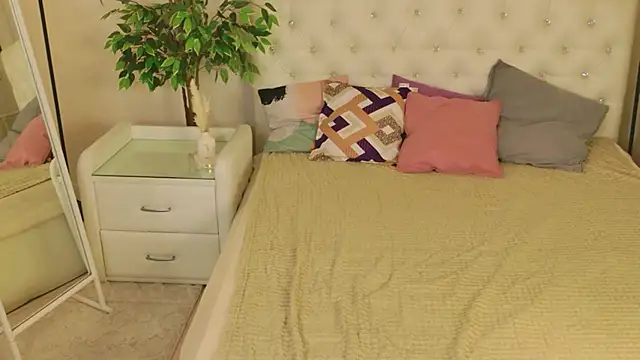 _Ava_Sky_ Live XXX-chat