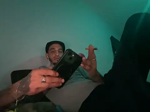 Pokazy przed kamerką – Rebeu313