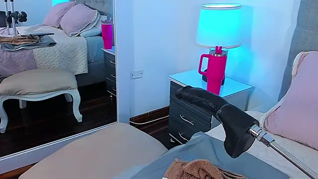 Samantha__Vega – Naživo XXX chat