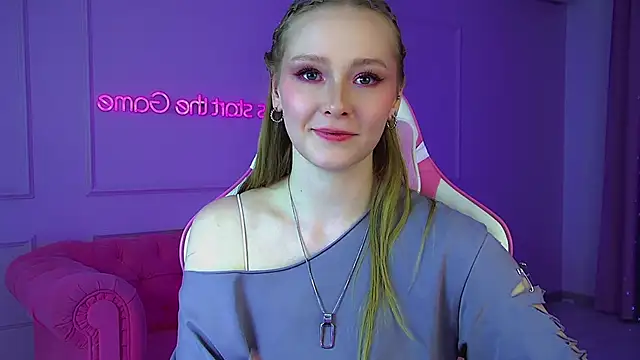 AgataFoxley: онлайн-секс-чат