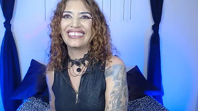 Agatha_Tenebris webkamerás műsora