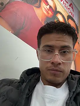 TavoHot_ 现场XXX聊天