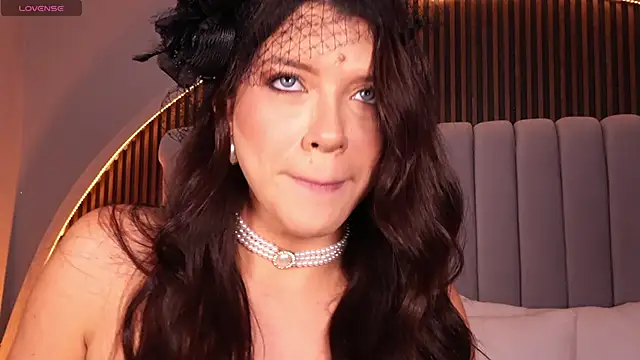 دردشة emperatriz_reyes الجنسية المباشرة