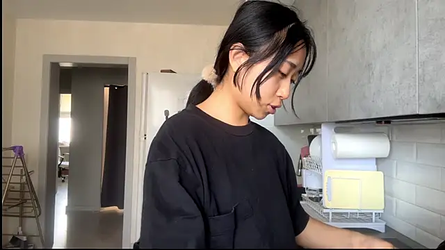 SweetMiaXO Show in webcam