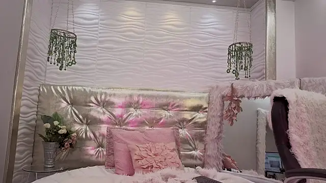 MaddyCooper_ Live XXX-chat