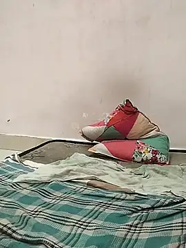 nikkyguddi: онлайн-секс-чат