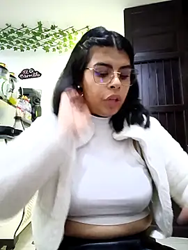 SOFIA-11_ Live XXX Chat