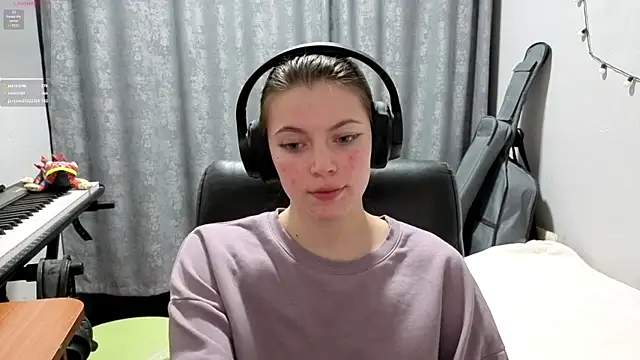 Show modela CutieAnny na web-kameri