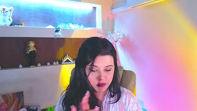 Malika_uAngel 即時 XXX 聊天