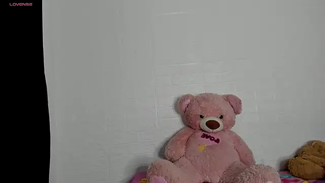 HaileyDuke Chat XXX in diretta