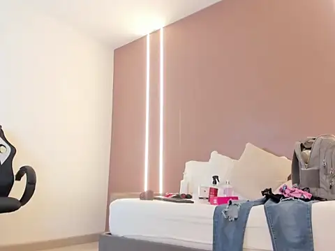 Živý XXX chat zoee_zi