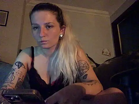 xxamyleighxx: онлайн-секс-чат