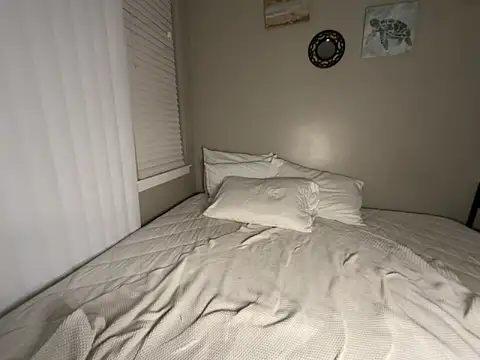 renesmaelily222: διαδικτυακό σόου στην κάμερα