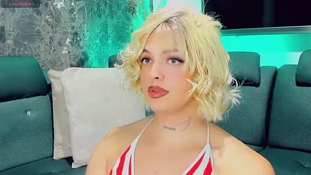 Emmaa_Saenz_ 在線直播表演