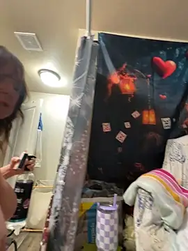 Pokazy przed kamerką – Lolli_Jones