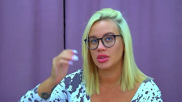 MariaNeuman Live XXX-chat