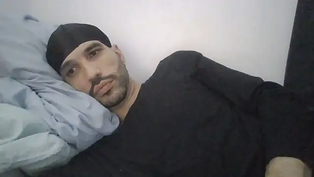 Show modela analboypussy na web-kameri