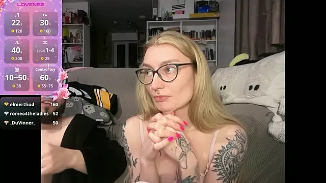 harleyblair Adlı Modelin Web Kamerası Şovu