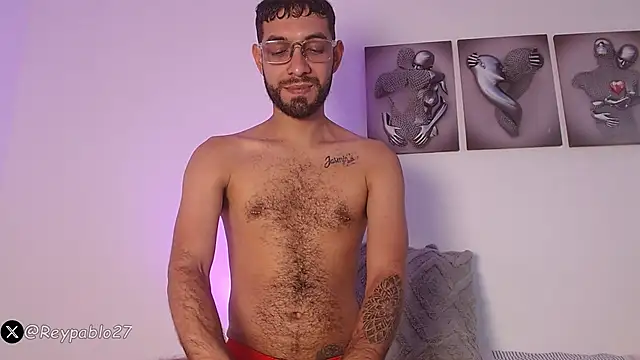 ReyPablo1: διαδικτυακό σόου στην κάμερα