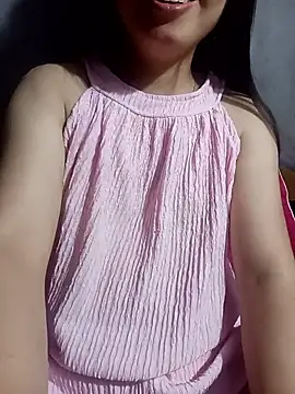 Rose-222's Live XXX Chat