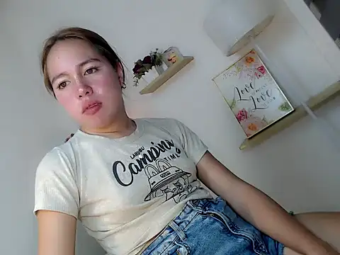 UrFantacy_kim Show Webcam