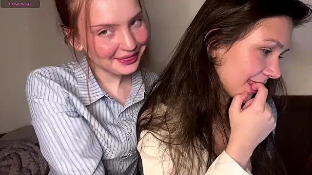 Živý XXX chat SparkSkarlet