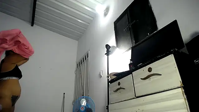 Živý XXX chat daleska_ayala_1