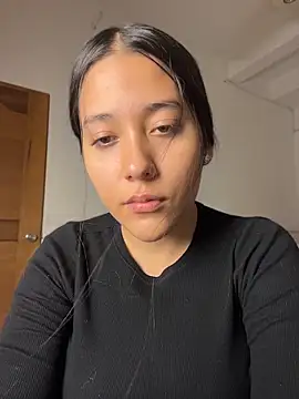 XXX chat uživo modela Nhefertary