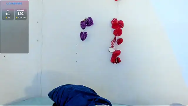 MatchedEyebrow Live XXX-Chat