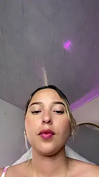 Онлайн чат XXX Irisweet_