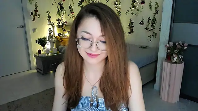 SereneFlame's Live XXX Chat