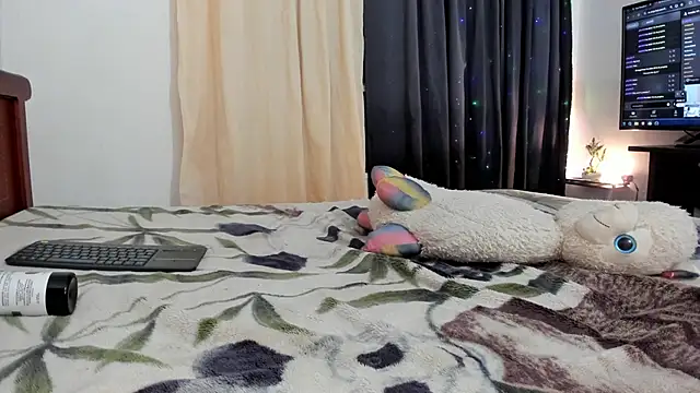 6_bunny_9 Adlı Modelin Web Kamerası Şovu