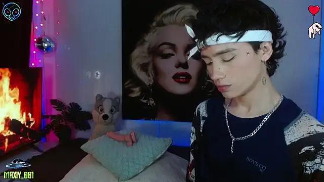 maxiy_001のライブXXXチャット