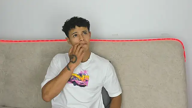 _Alex_Colton: απευθείας συνομιλία ΧΧΧ