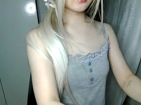 _Shizukaa_'s Live XXX Chat