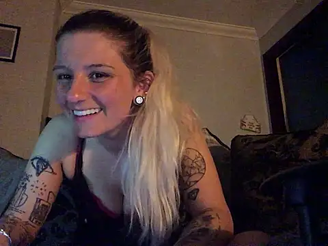 xxamyleighxx: онлайн-секс-чат