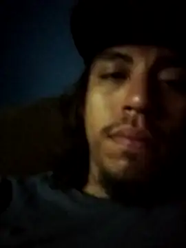 AlexAlejandro13: διαδικτυακό σόου στην κάμερα