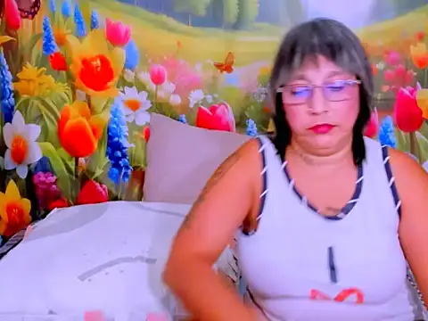 indianroxy: απευθείας συνομιλία ΧΧΧ