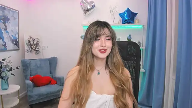 AnneTLi: онлайн-секс-чат