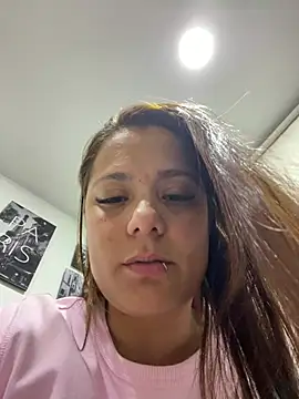 Pretty__Milf Obrolan Langsung XXX