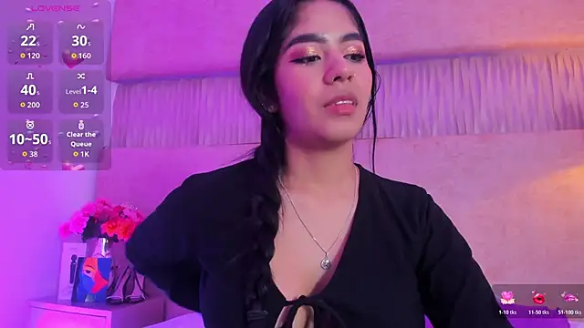 _kyraa_ Adlı Modelin Canlı XXX Sohbeti