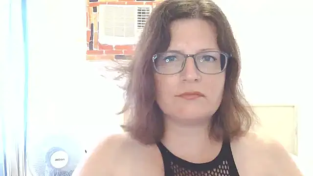 Domina_Tasselina_Goddess Adlı Modelin Canlı XXX Sohbeti