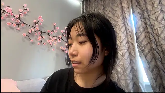 SweetMiaXO's Webcam Show