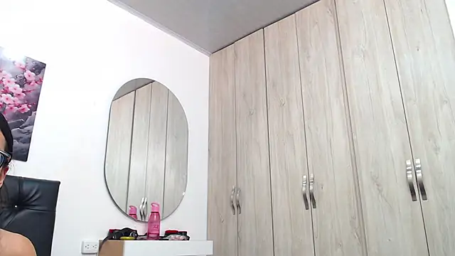 pinky_f00x – Live XXX-chat