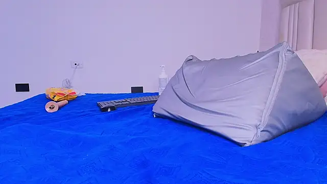 alanarose18 লাইভ XXX চ্যাট