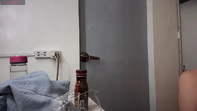 adrianasinclair Pertunjukan Webcam