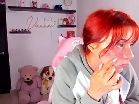 Chat XXX en directo de Vannessa__Shy